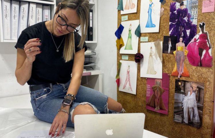 Mabel Galindo en atelier de bodas