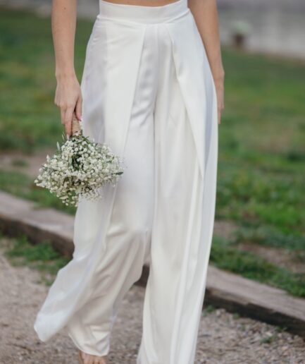 Pantalón NUÉ y Top ILIANNA